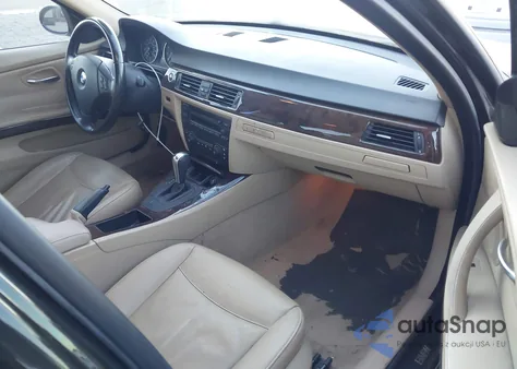 2006 BMW 325I z USA, uszkodzony, nr VIN WBAVB17546NK40667